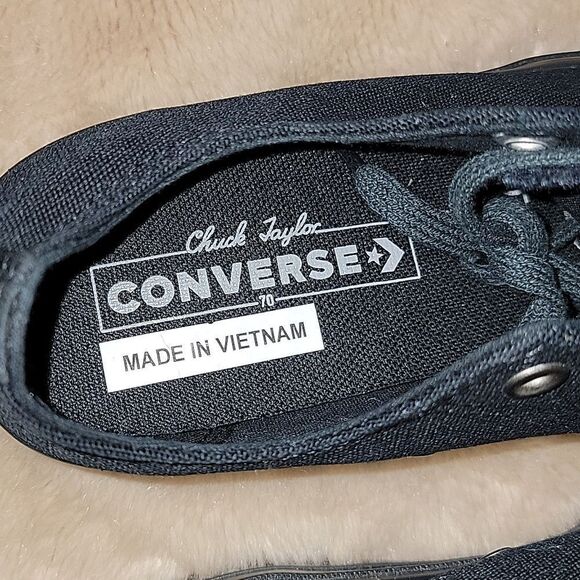 CONVERSE CHUCK TAYLOR ALL STAR LOW TOP ALL BLACK,  UNISEX SZ W 7, M 5 - Picture 9 of 10